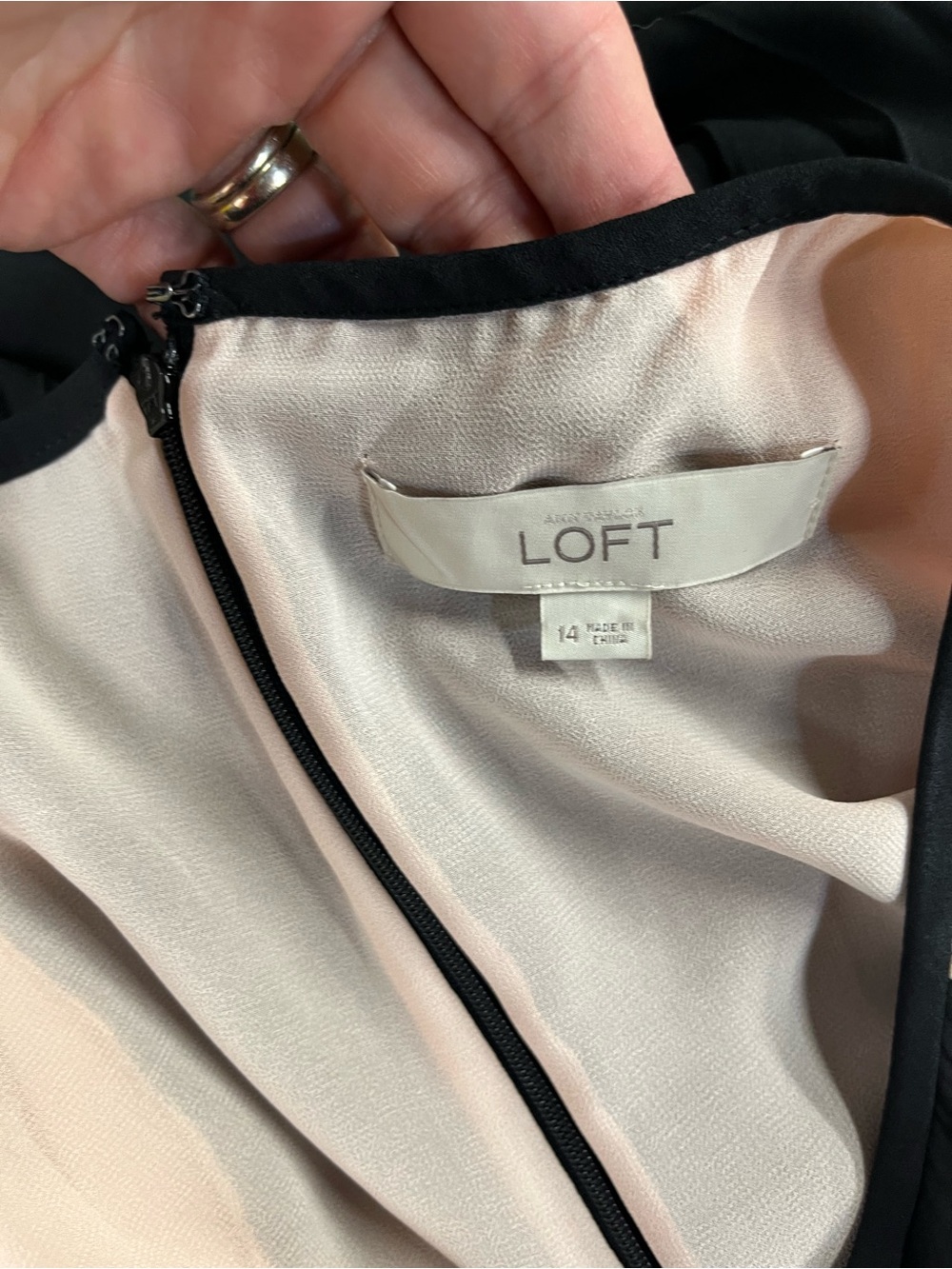 Ann Taylor LOFT dress size 14 - Picture 5 of 6